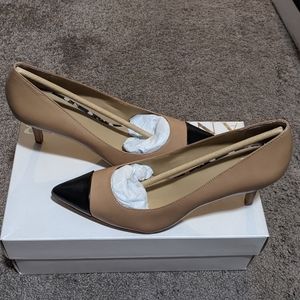 Ann Taylor Eryn Cap Toe Kitten heels Women's 7